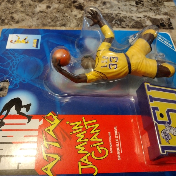 Kenner 1993 SHAQ ATTACK Jammin' Giant Shaq Action Figure LSU TIGERS - Picture 2 of 3